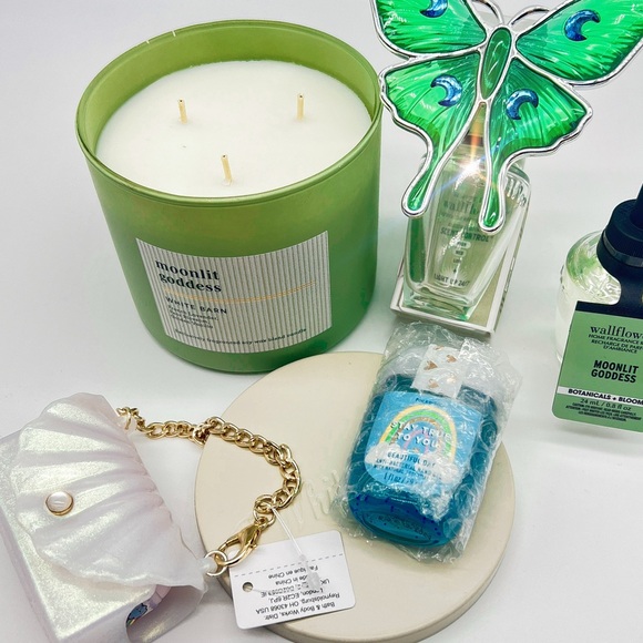 BBW 🌙 Moonlit Goddess 💫 6 pc gift set - Picture 2 of 7